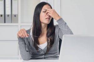 eye exam, woman suffering dry eyes in Ashburn, Virginia